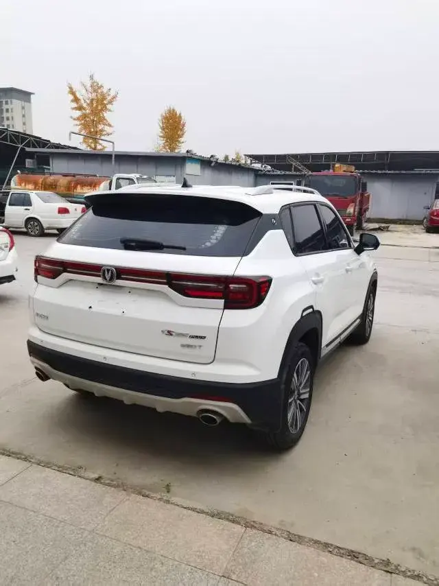 2019 CHANGAN CS35 thumbnail 3