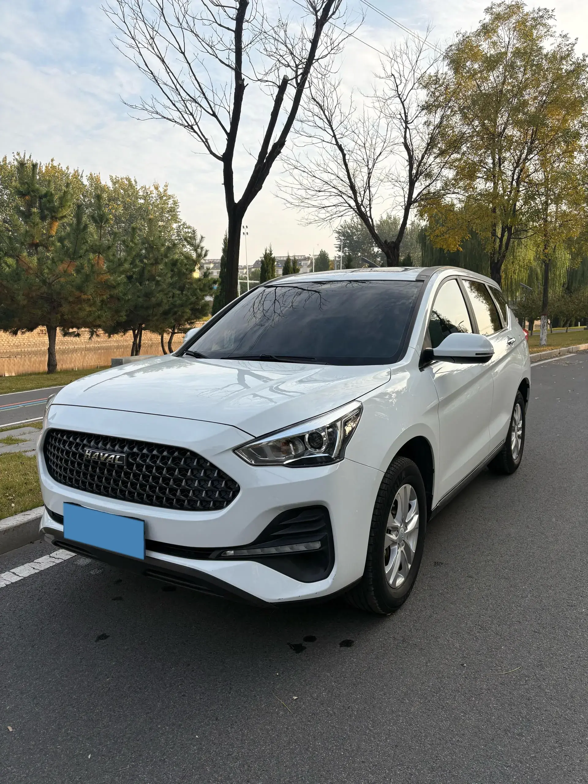 2019 HAVAL M6 view 1