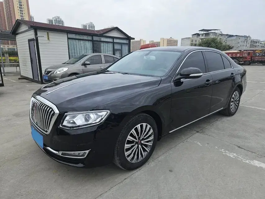 2021 HONGQI H7 view 1