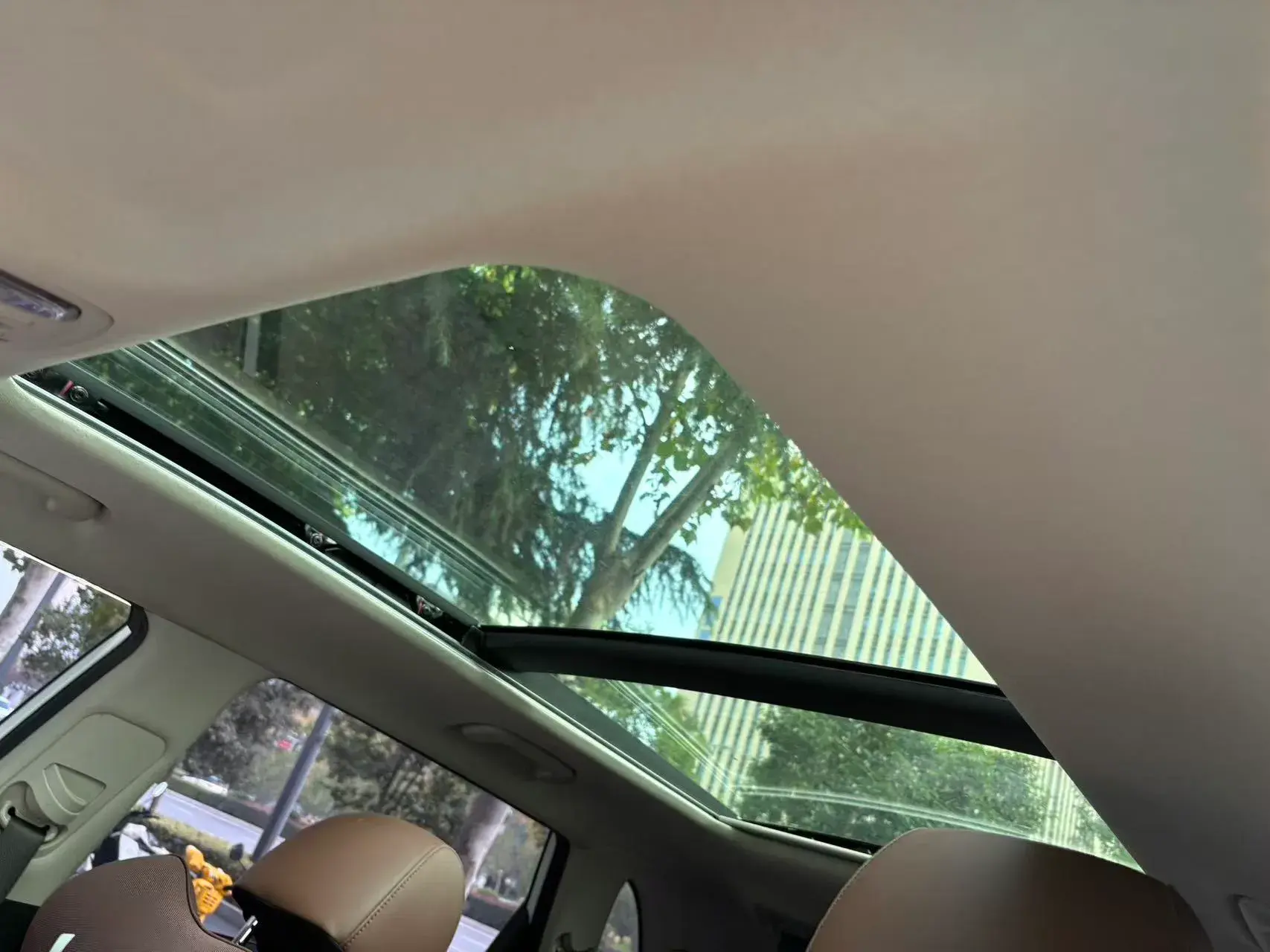 2021 KIA SPORTAGE thumbnail 3