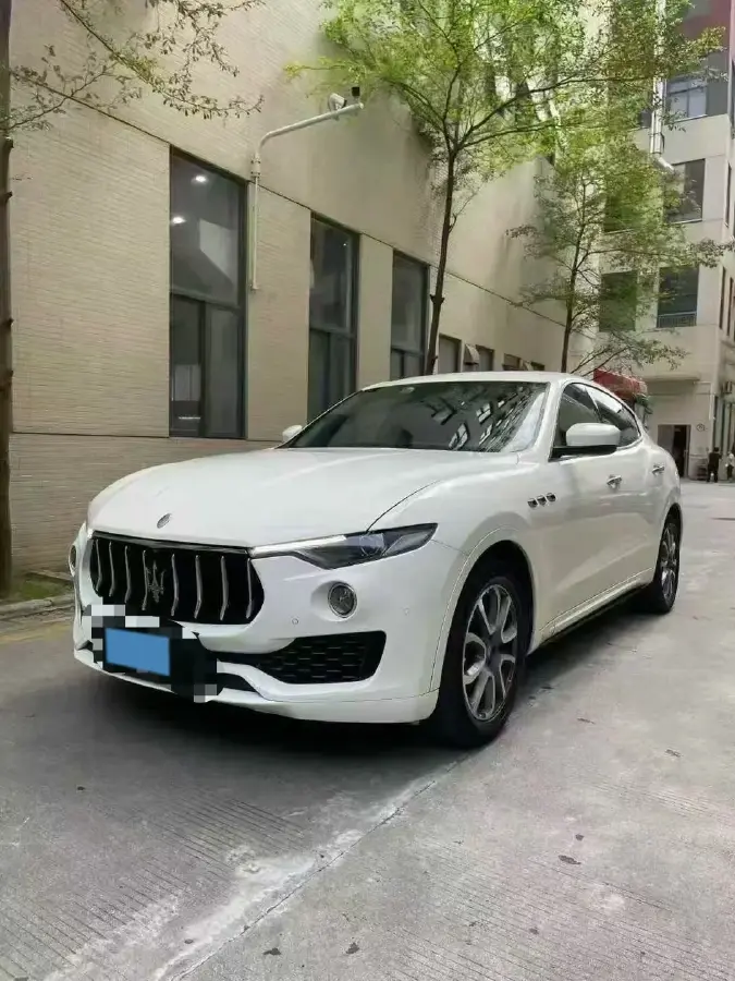 2018 Maserati Levante 3.0T 350HP V6 8AT