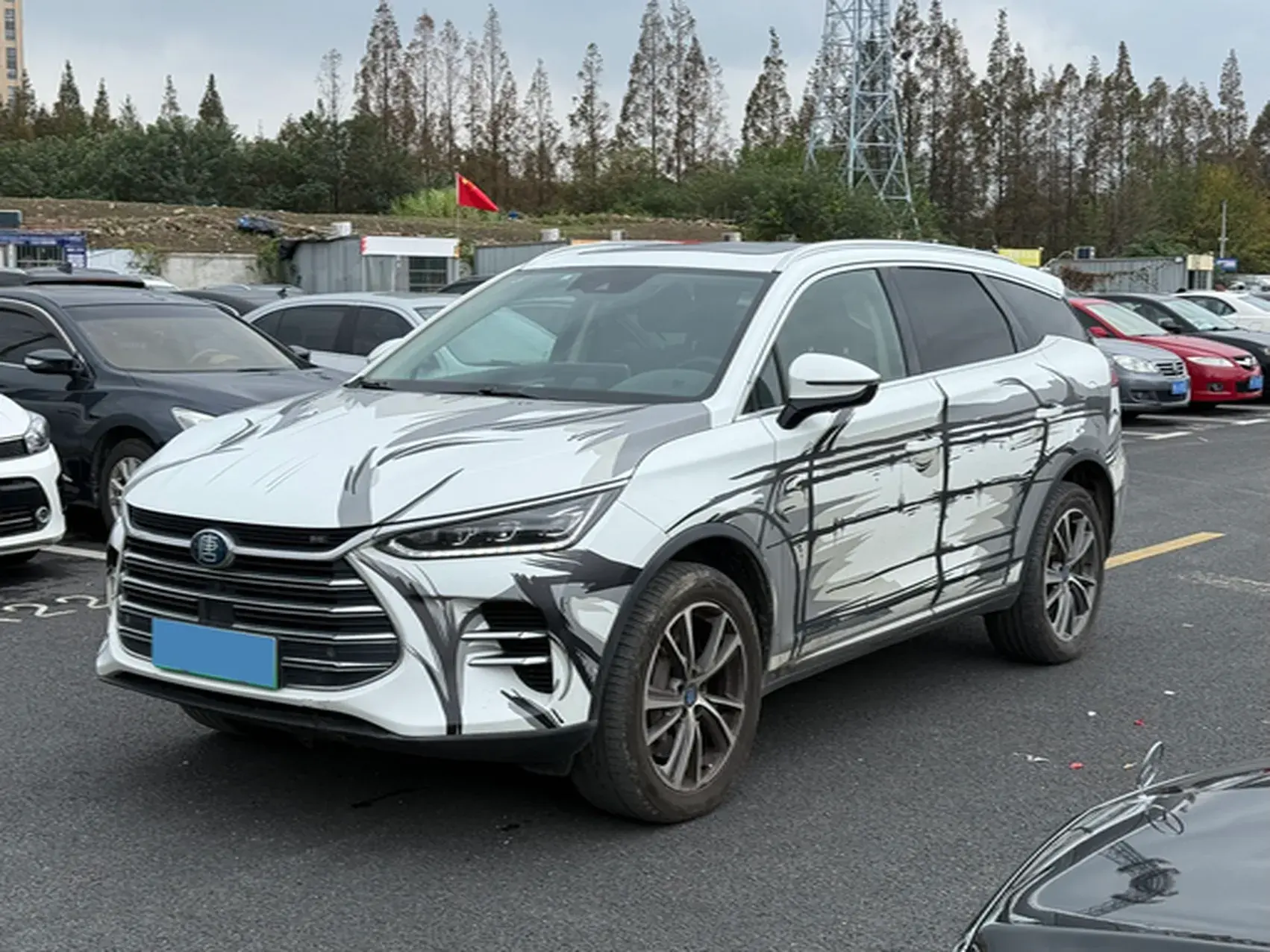 2018 BYD TANG view 1
