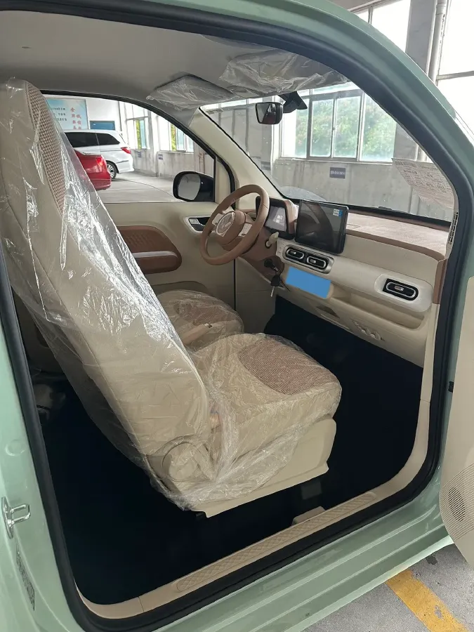 2024 WuLing HongGuang MINI EV BEV 17.3KWH,autocango,china used car exporter,china ev exporter,chinese used car exporter,chinese used ev exporter