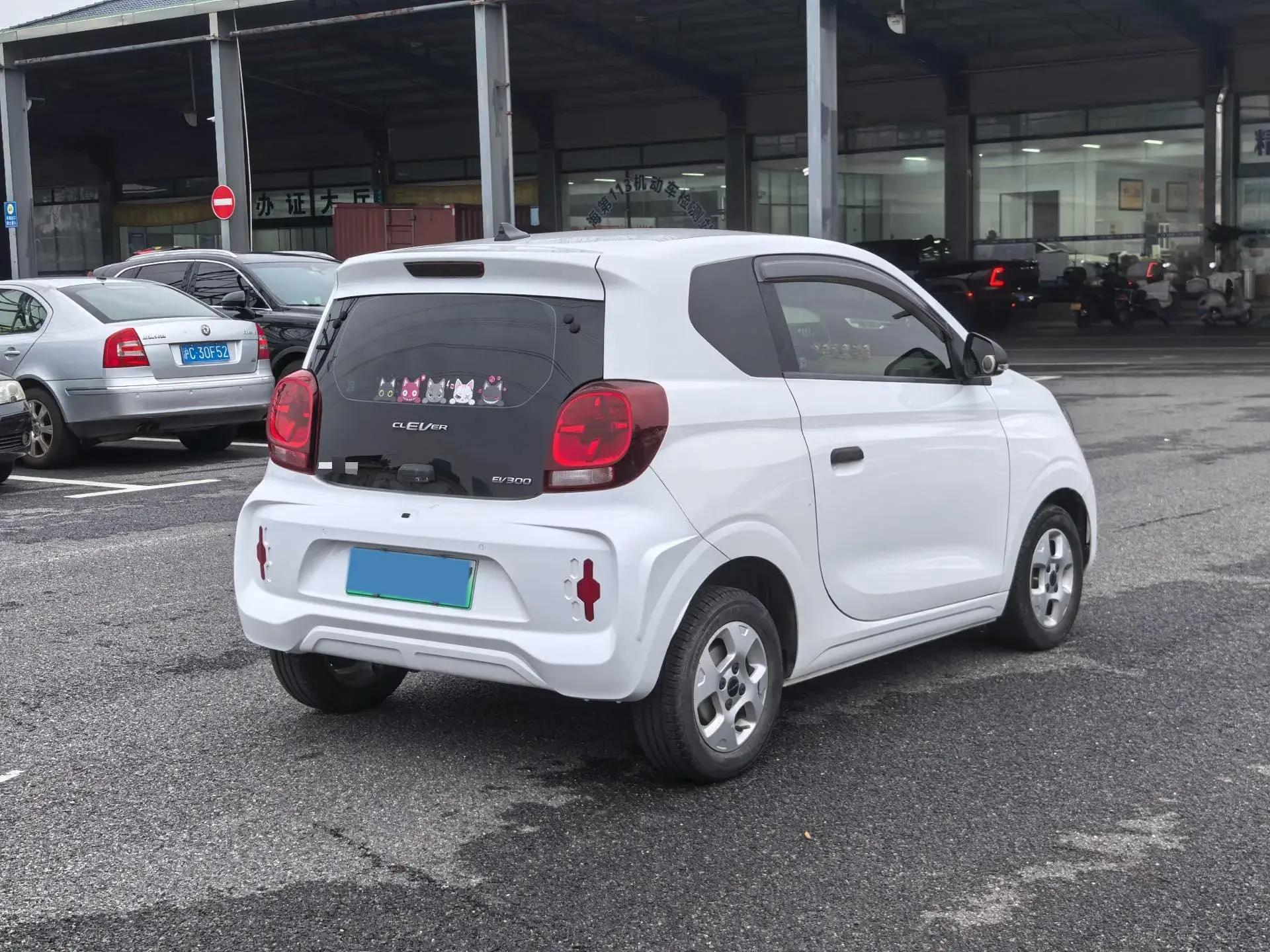 2020 ROEWE CLEVER thumbnail 3