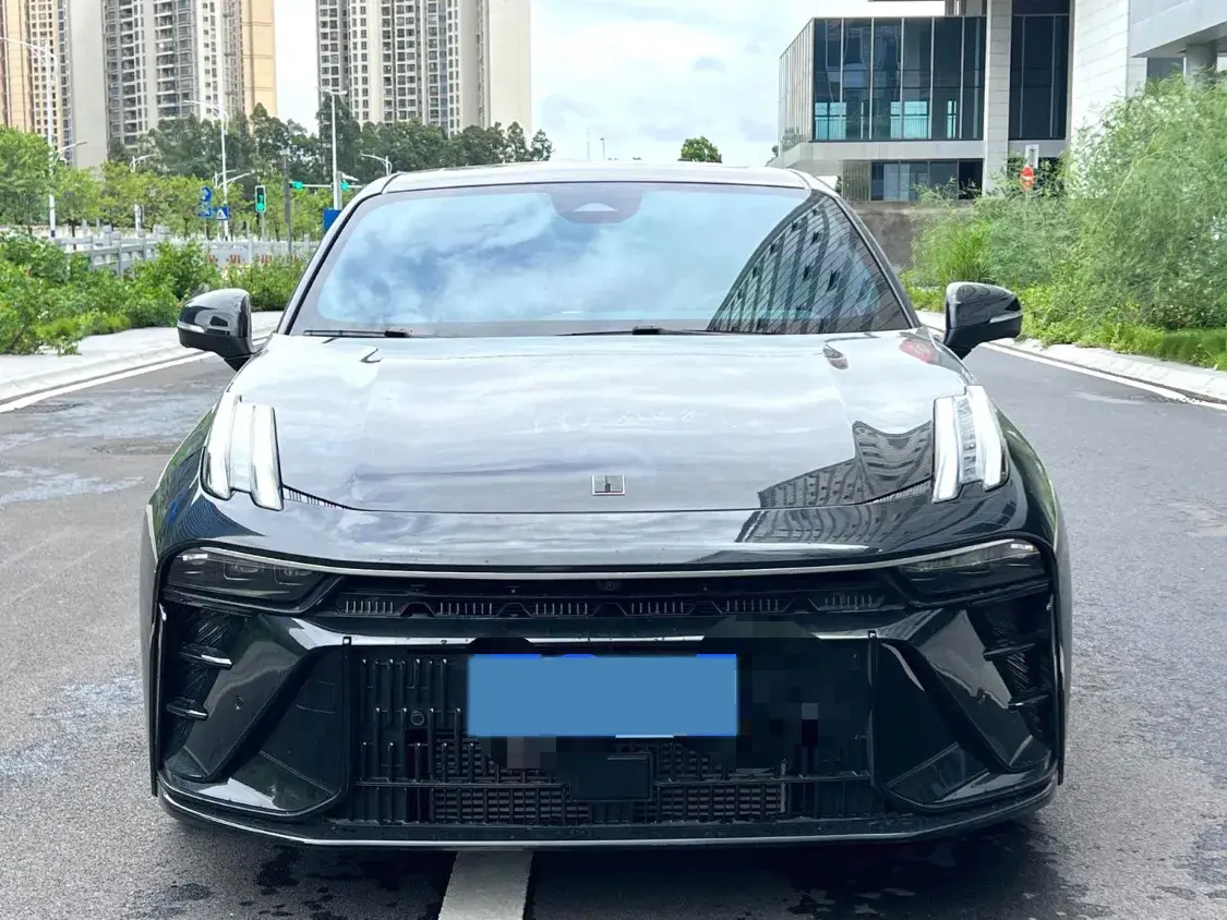 2023 LYNK&CO 03 thumbnail 2