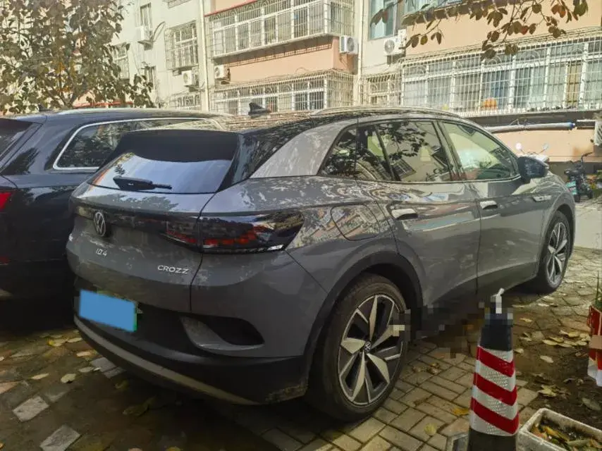 2021 VOLKSWAGEN ID.4 thumbnail 3