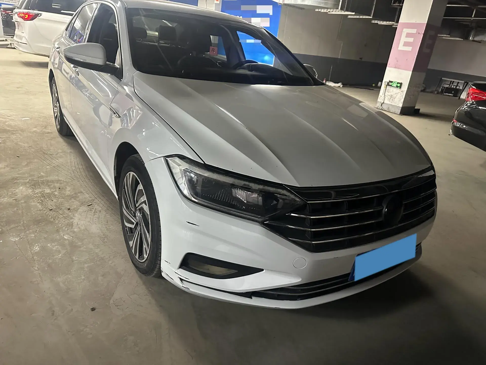 2021 VOLKSWAGEN SAGITAR thumbnail 3