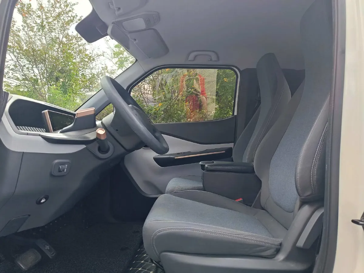 2019 BaoJun E200 BEV 24KWH,autocango,china used car exporter,china ev exporter,chinese used car exporter,chinese used ev exporter