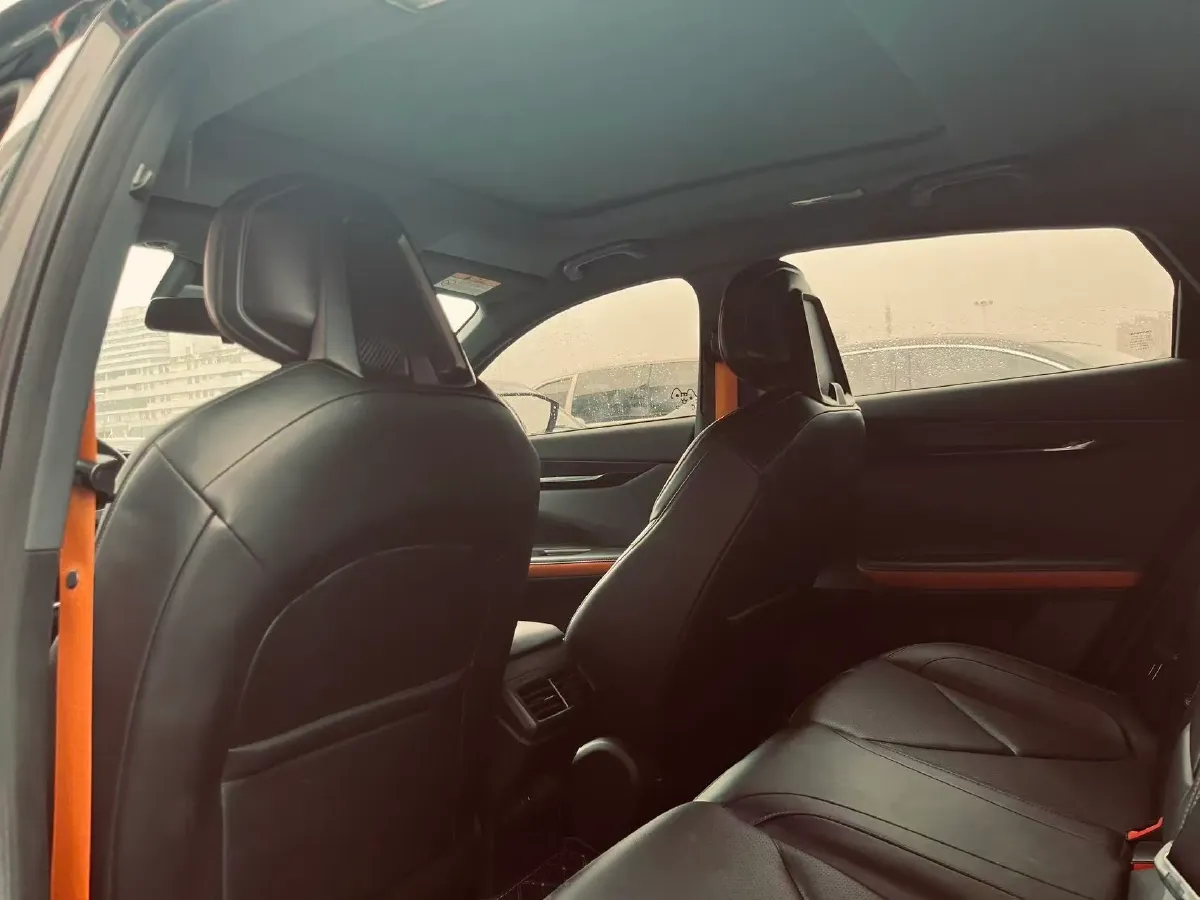 2022 ChangAn UNI-V 1.5T 188HP L4 7DCT,autocango,china used car exporter,china ev exporter,chinese used car exporter,chinese used ev exporter