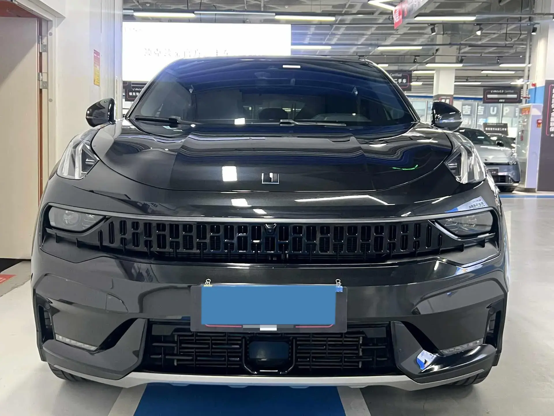 2020 LYNK&CO 05 thumbnail 2