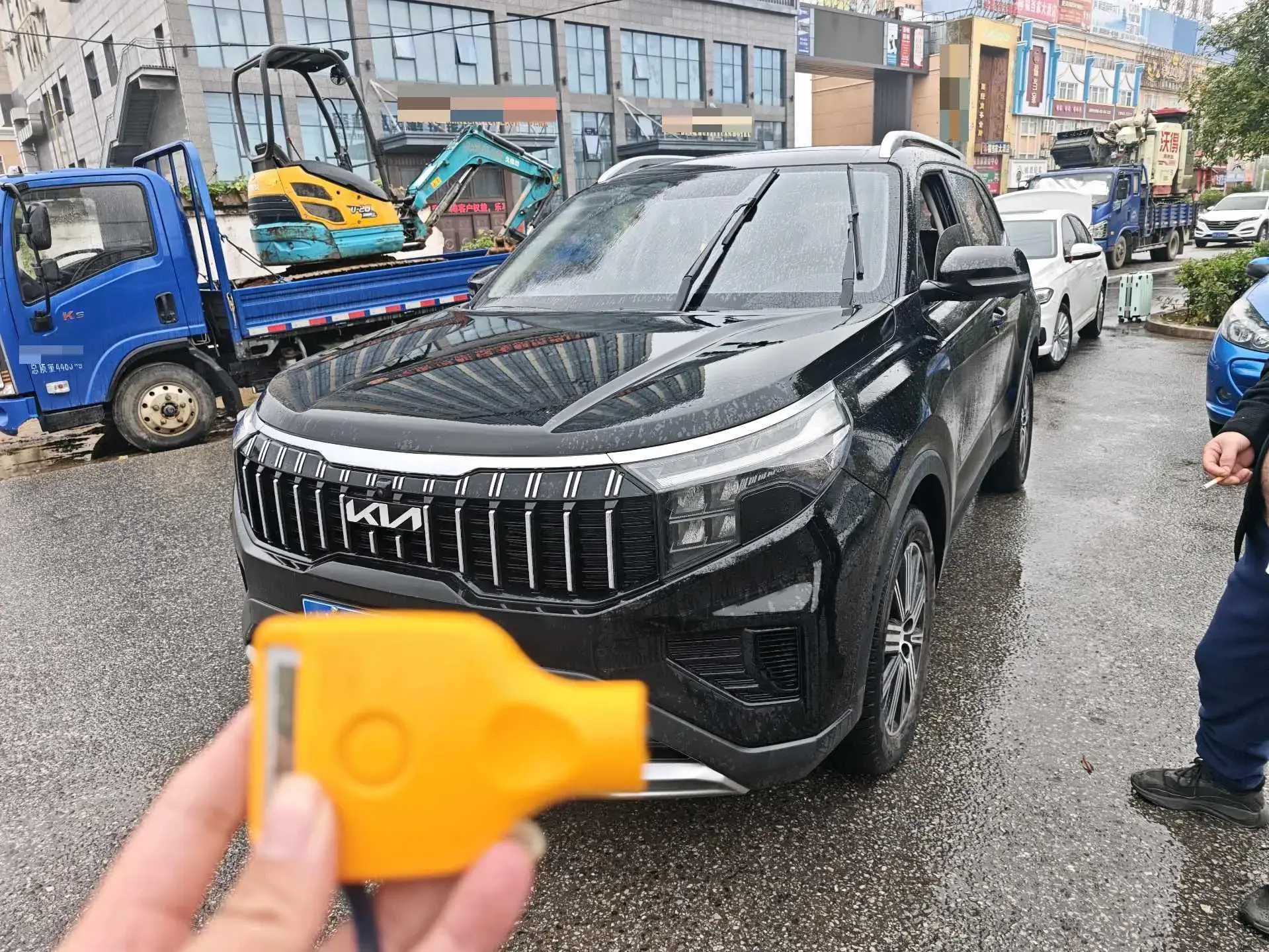 2021 KIA SPORTAGE view 1