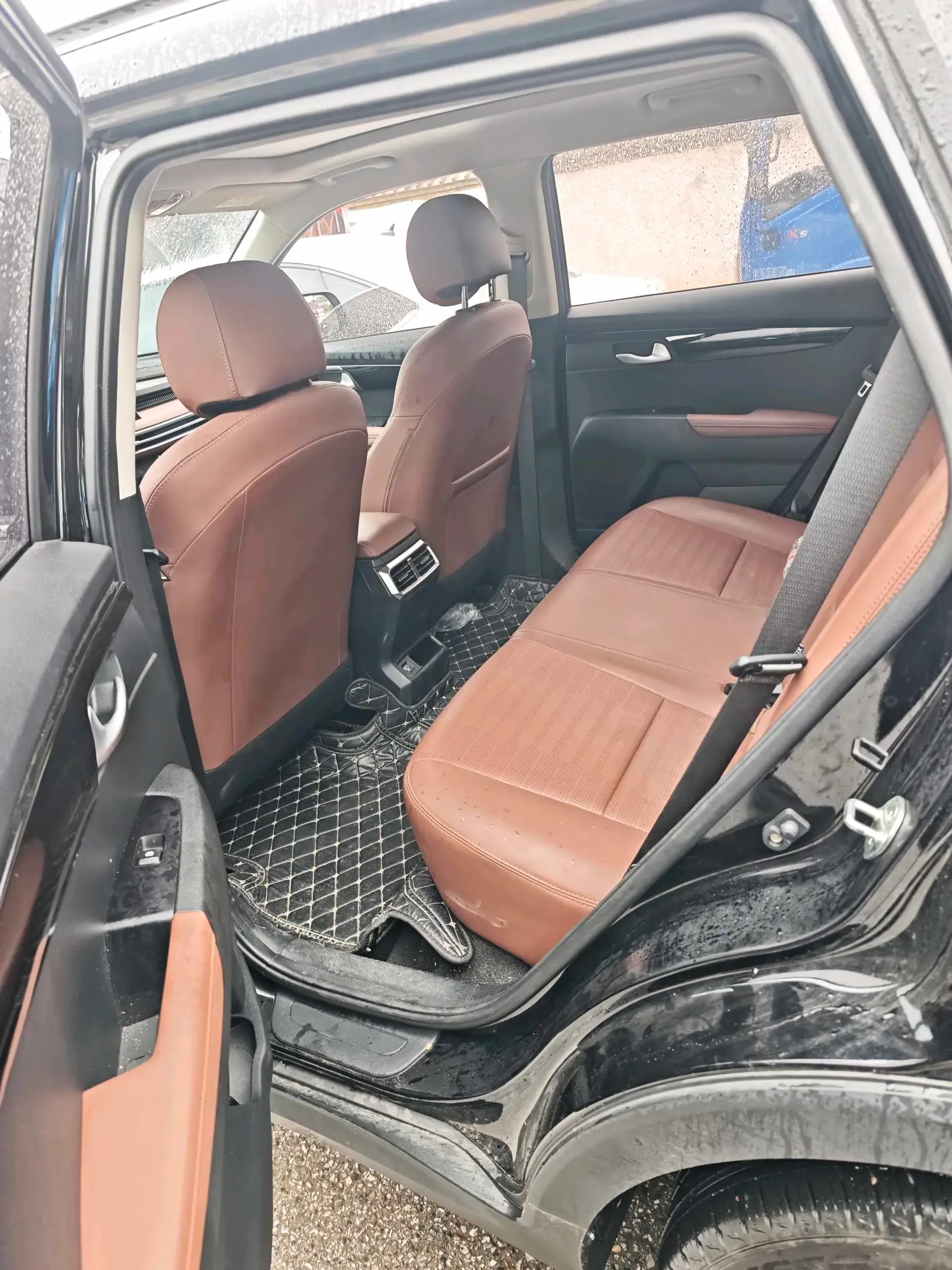 2021 KIA SPORTAGE thumbnail 3