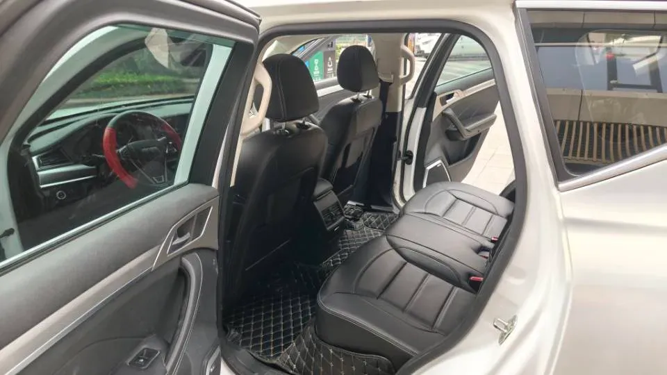 2018 Haval H7 2.0T 231HP L4 6DCT,autocango,china used car exporter,china ev exporter,chinese used car exporter,chinese used ev exporter