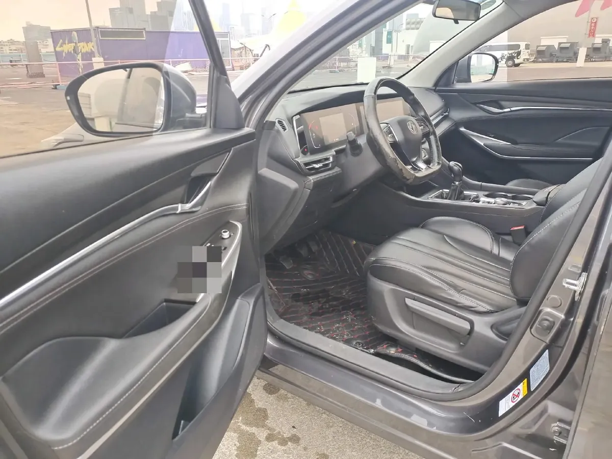 2020 ChangAn CS75 Plus 1.5T 178HP L4 6MT,autocango,china used car exporter,china ev exporter,chinese used car exporter,chinese used ev exporter