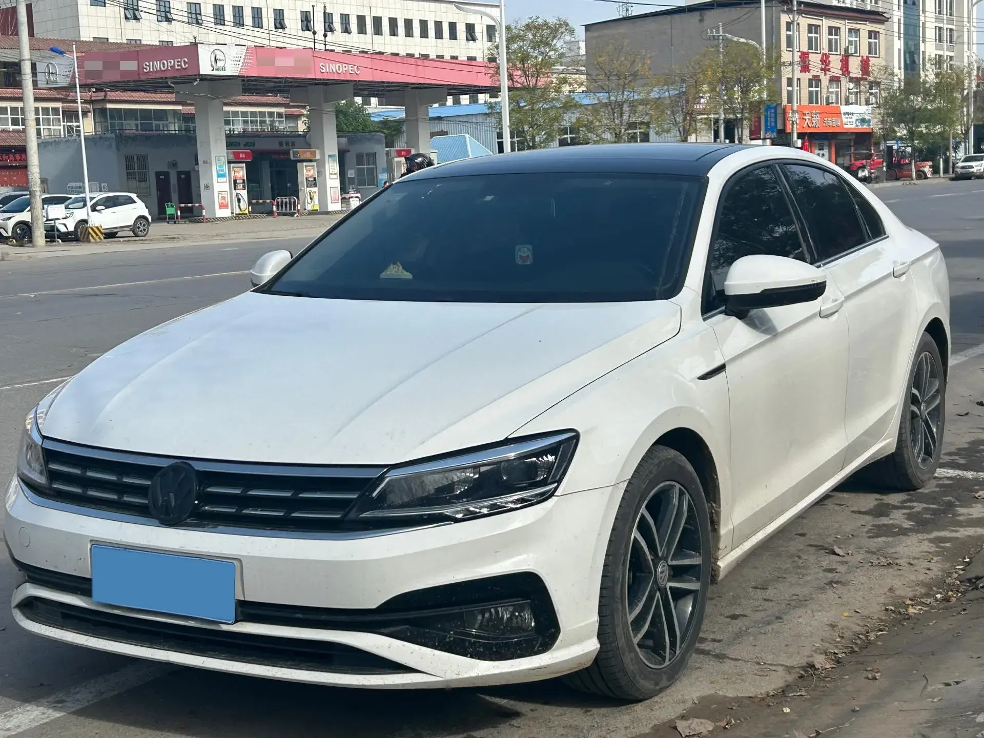 2019 VOLKSWAGEN LAMANDO view 1