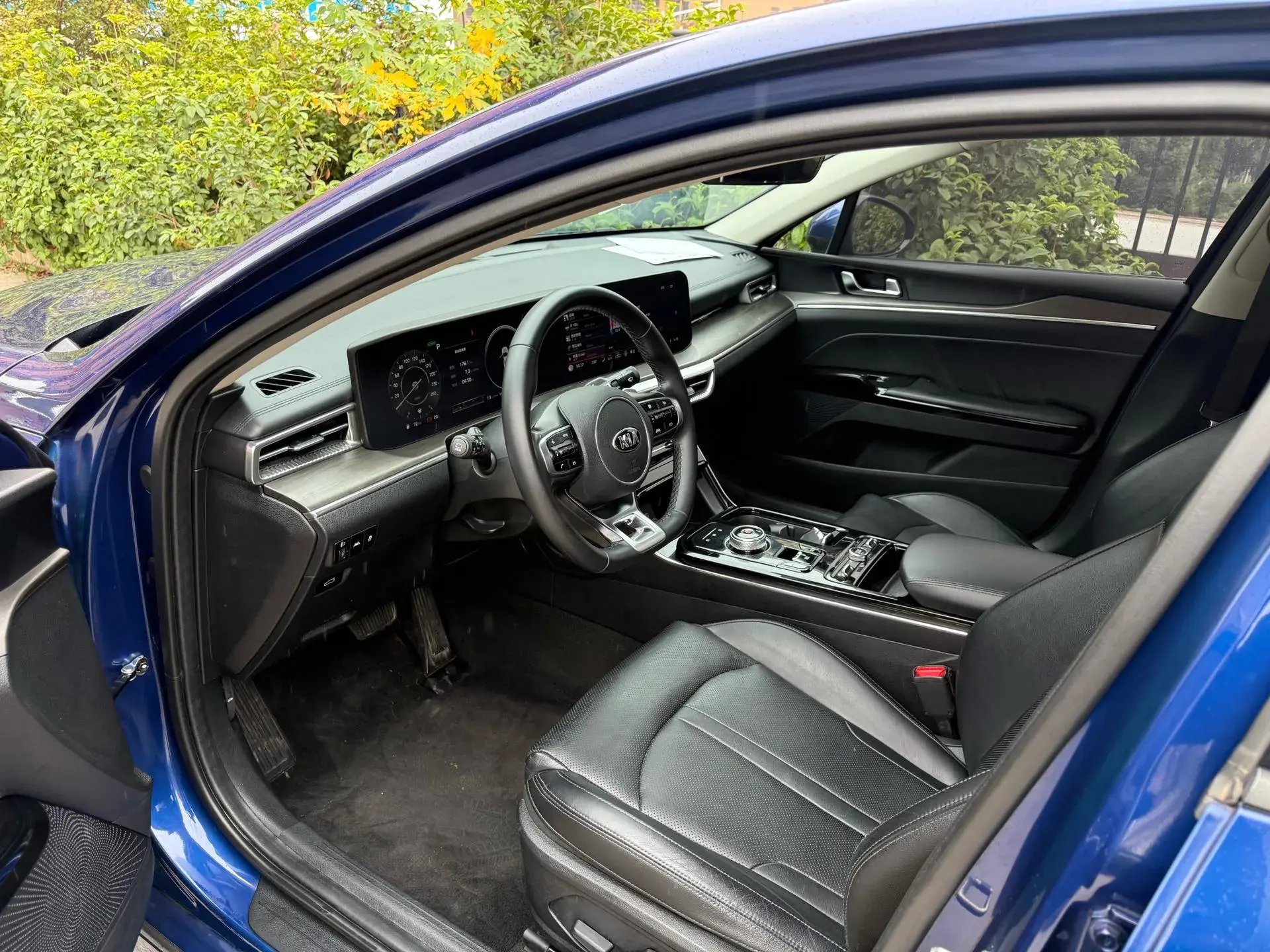 2020 KIA K5 thumbnail 3