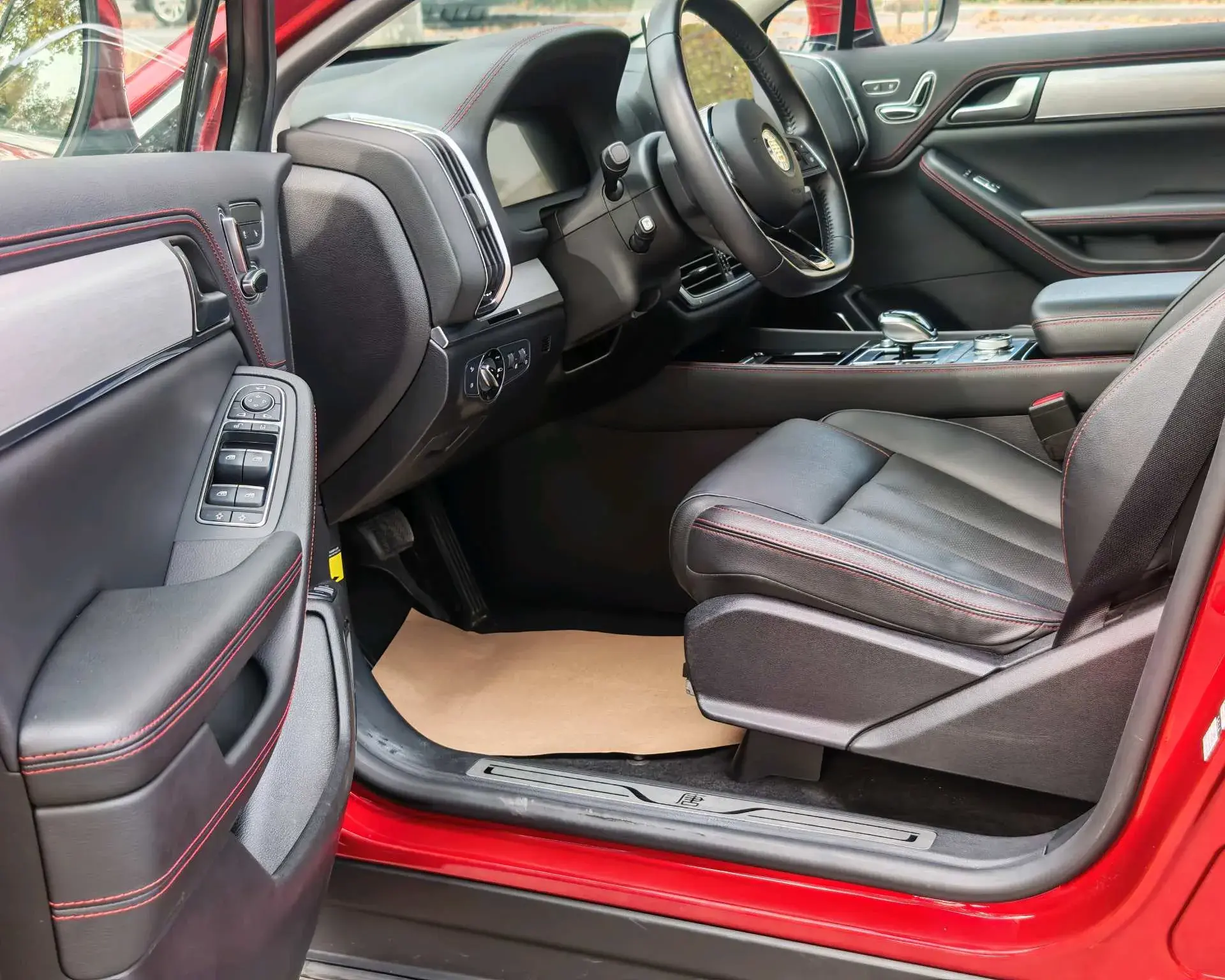 2018 BYD TANG thumbnail 4