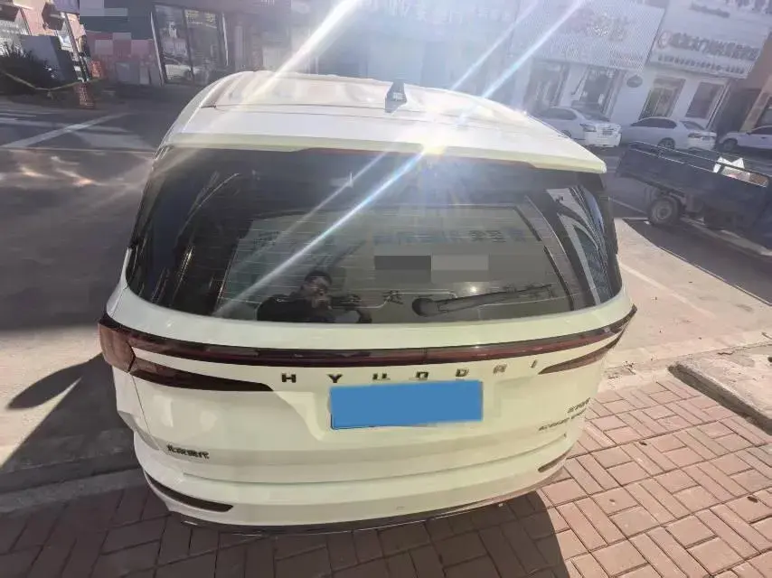 2024 HYUNDAI CUSTO thumbnail 3