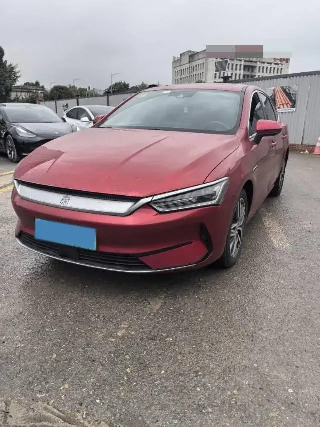 2021 BYD QIN view 1