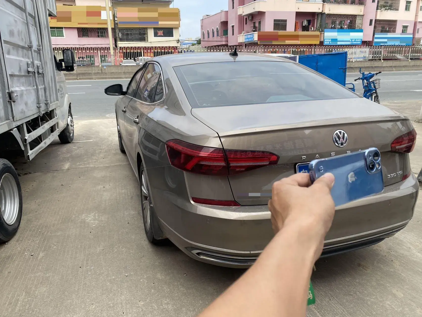 2020 VOLKSWAGEN PASSAT thumbnail 2