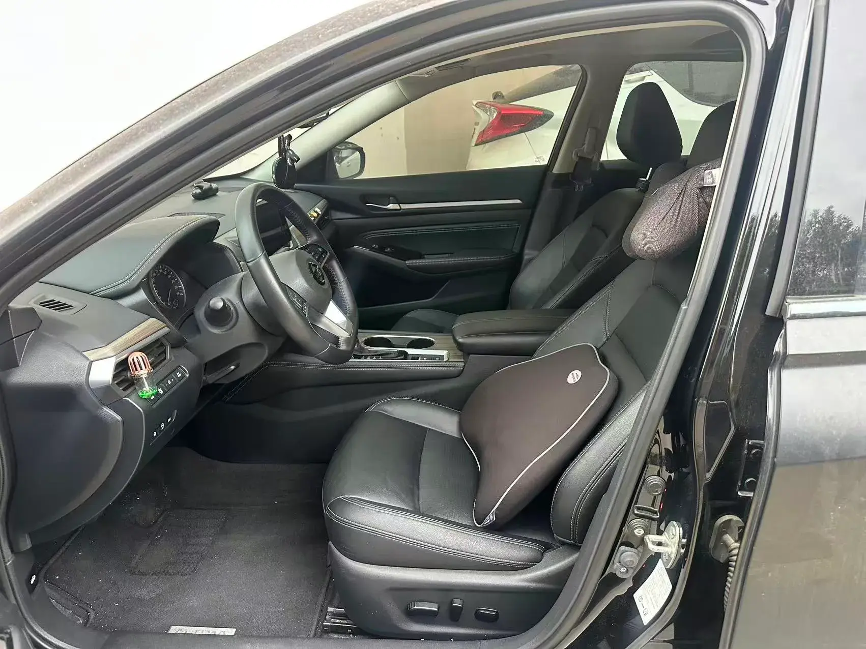 2021 NISSAN TEANA thumbnail 3