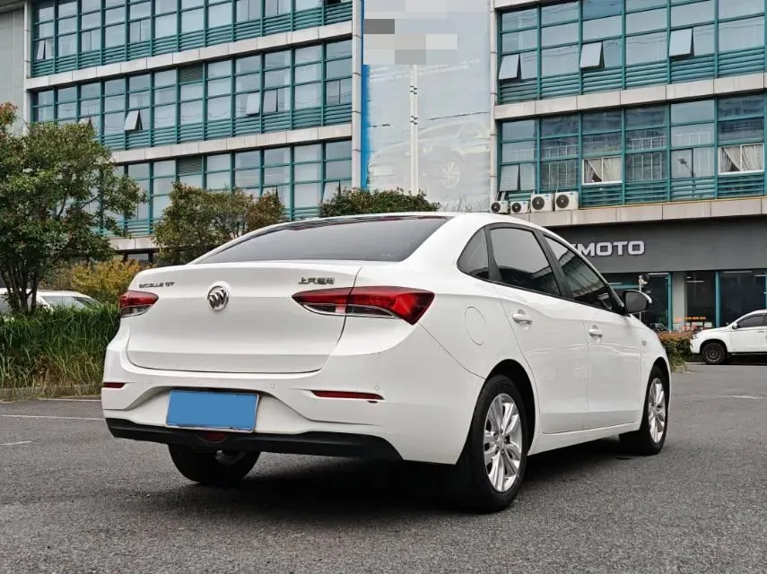 2020 Buick Regal 2.0T 237HP L4 9AT,autocango,china used car exporter,china ev exporter,chinese used car exporter,chinese used ev exporter