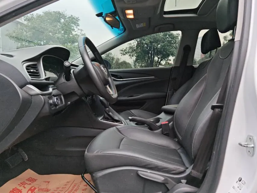 2020 Buick Regal 2.0T 237HP L4 9AT,autocango,china used car exporter,china ev exporter,chinese used car exporter,chinese used ev exporter