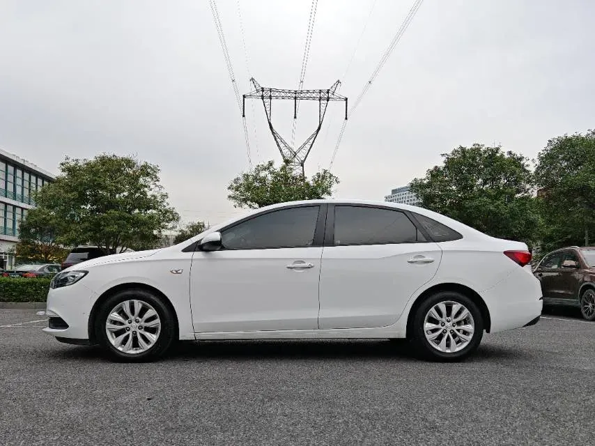 2020 Buick Regal 2.0T 237HP L4 9AT,autocango,china used car exporter,china ev exporter,chinese used car exporter,chinese used ev exporter