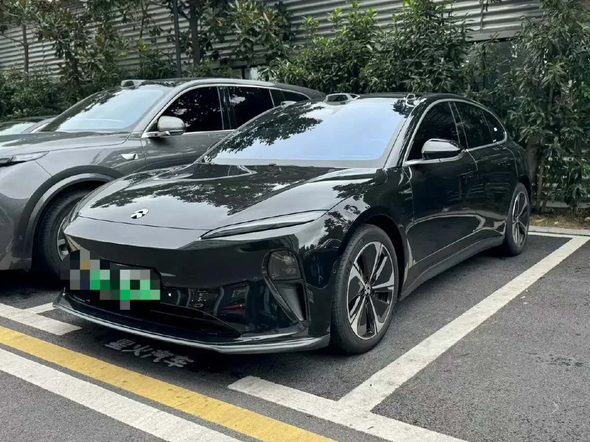 2024 NIO ET5T BEV 75KWH