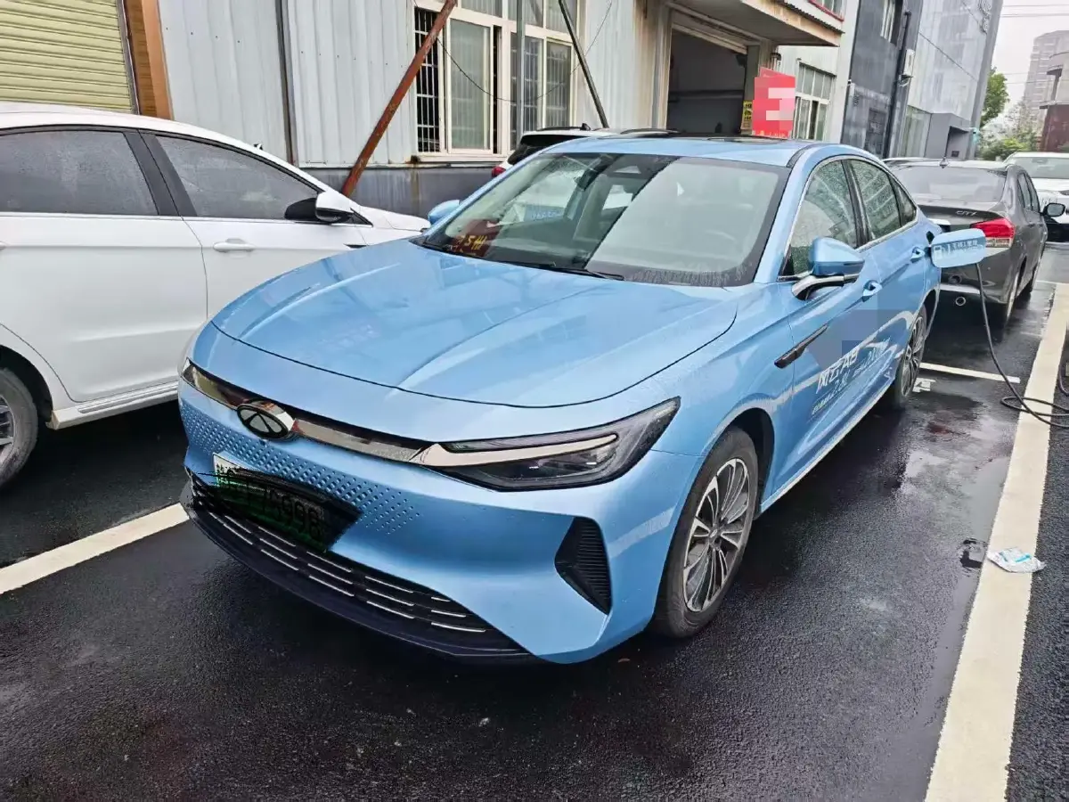 2024 Fulwin FulwinA8 1.5T 156HP L4 1DHT PHEV 18.3KWH