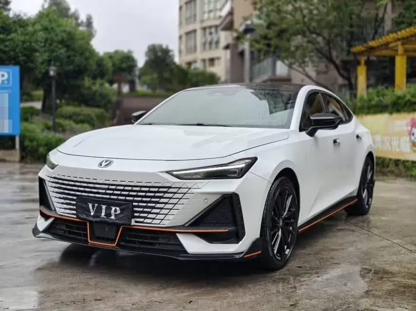 2023 ChangAn UNI-V 1.5T 188HP L4 7DCT