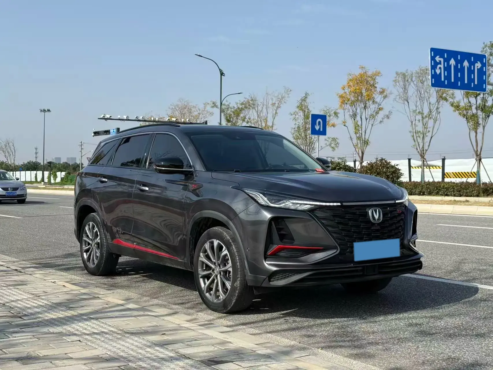 2022 CHANGAN CS75 thumbnail 3