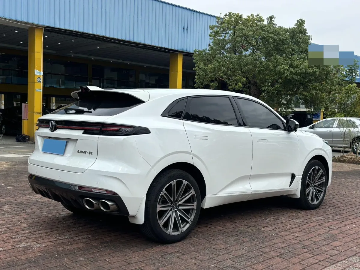 2021 ChangAn UNI-K 2.0T 233HP L4 8AT,autocango,china used car exporter,china ev exporter,chinese used car exporter,chinese used ev exporter