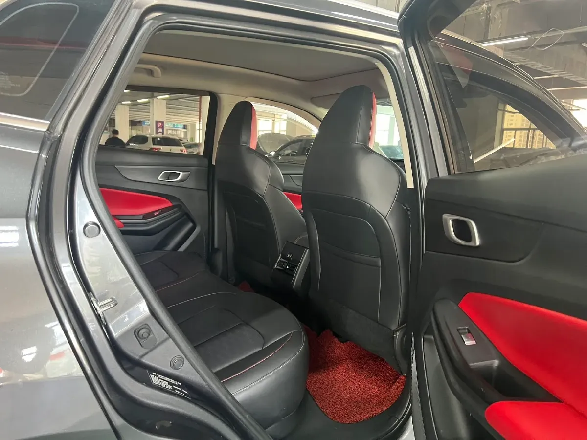 2022 ChangAn Oshan X7 Plus 1.5T 188HP L4 7DCT,autocango,china used car exporter,china ev exporter,chinese used car exporter,chinese used ev exporter