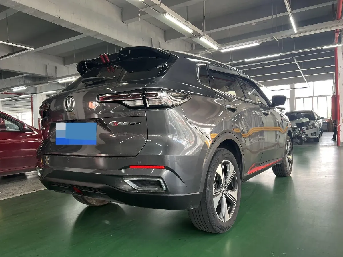 2022 ChangAn Oshan X7 Plus 1.5T 188HP L4 7DCT,autocango,china used car exporter,china ev exporter,chinese used car exporter,chinese used ev exporter
