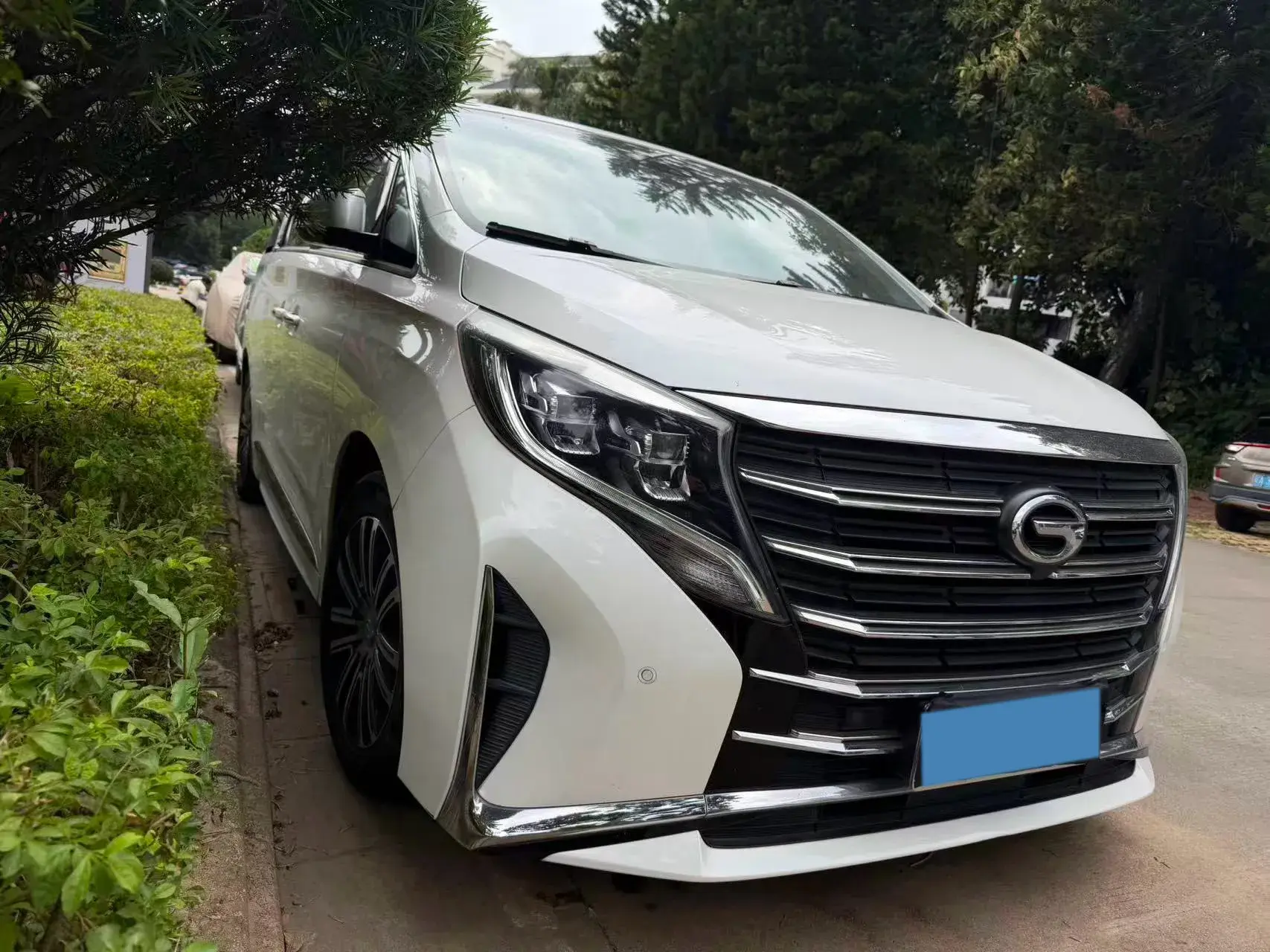2021 GAC TRUMPCHI thumbnail 3