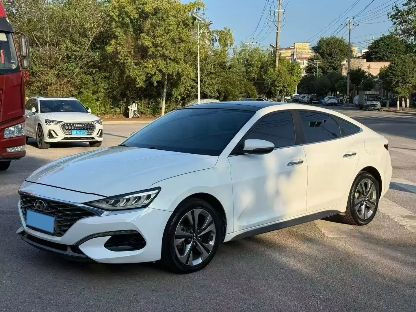 2019 HYUNDAI LA view 1