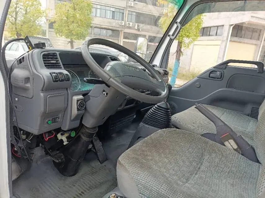 2019 ISUZU D-MAX thumbnail 4