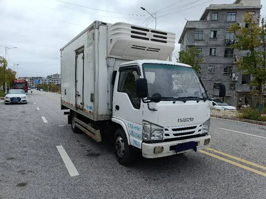 2019 ISUZU D-MAX thumbnail 2