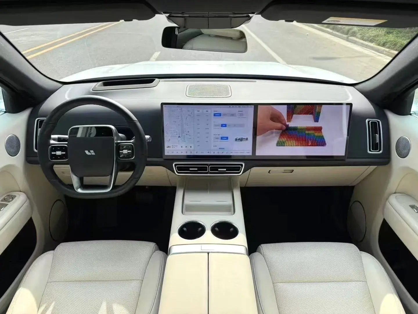 2023 LI L7 thumbnail 3