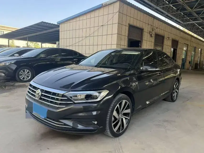 2021 VOLKSWAGEN SAGITAR view 1