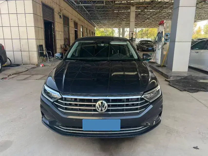 2021 VOLKSWAGEN SAGITAR thumbnail 2