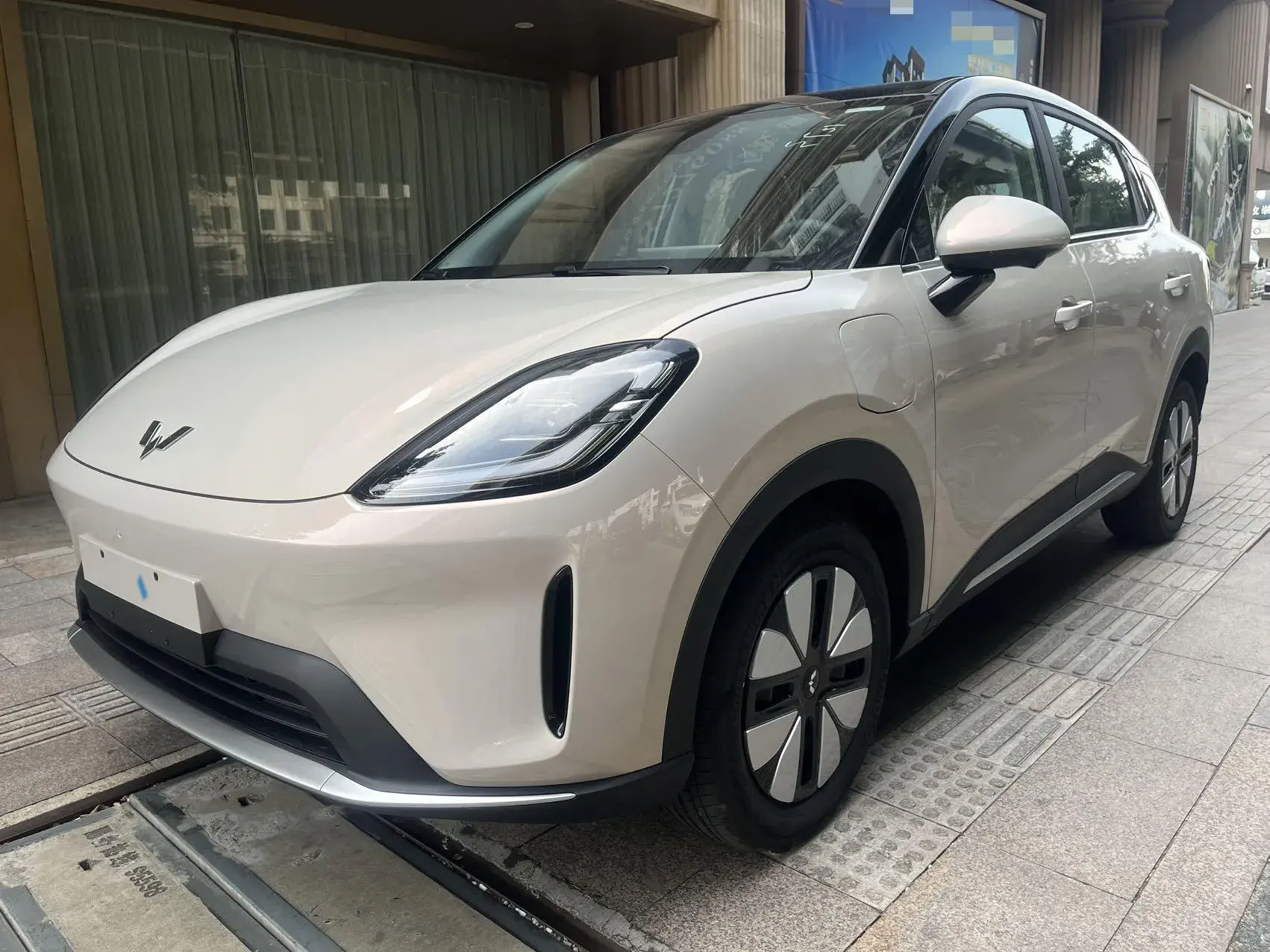 2025 WULING BINGUO view 1