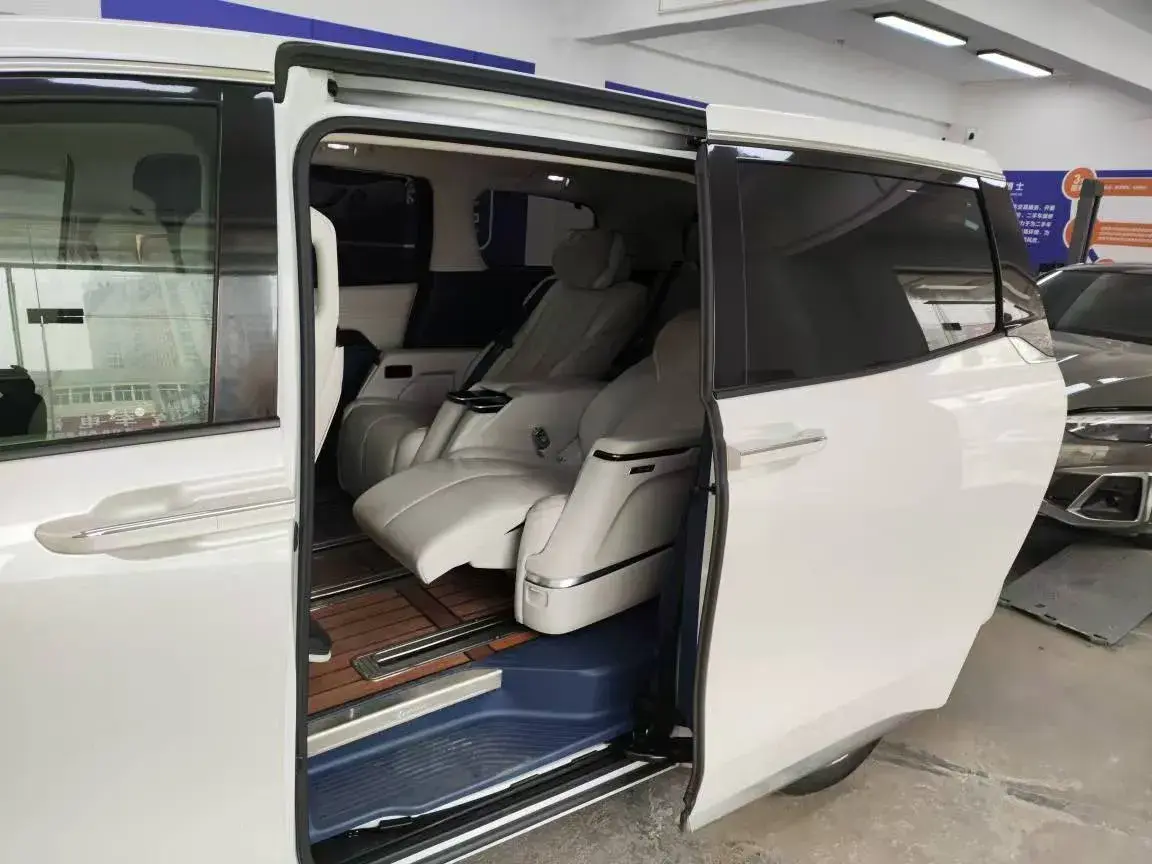 2023 BUICK CENTURY thumbnail 2