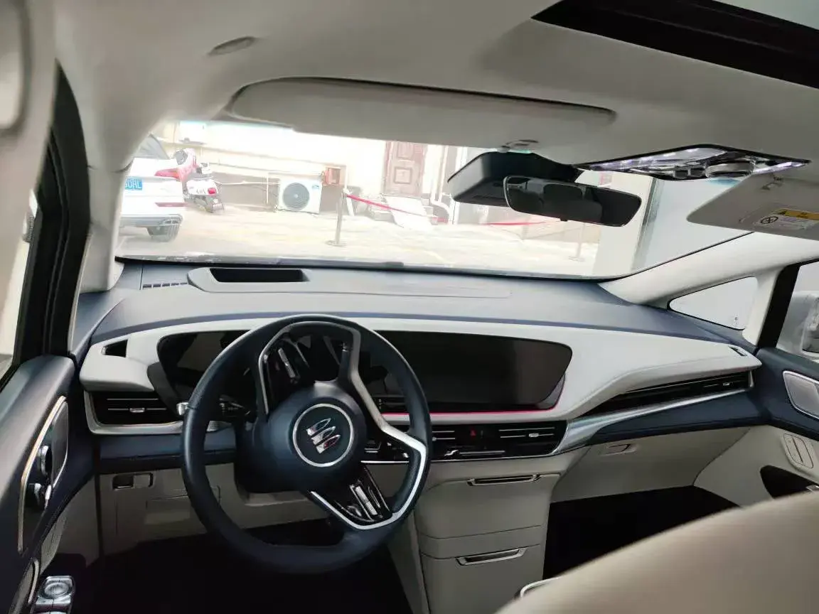 2023 BUICK CENTURY thumbnail 3