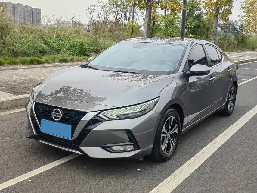 2022 NISSAN SYLPHY view 1