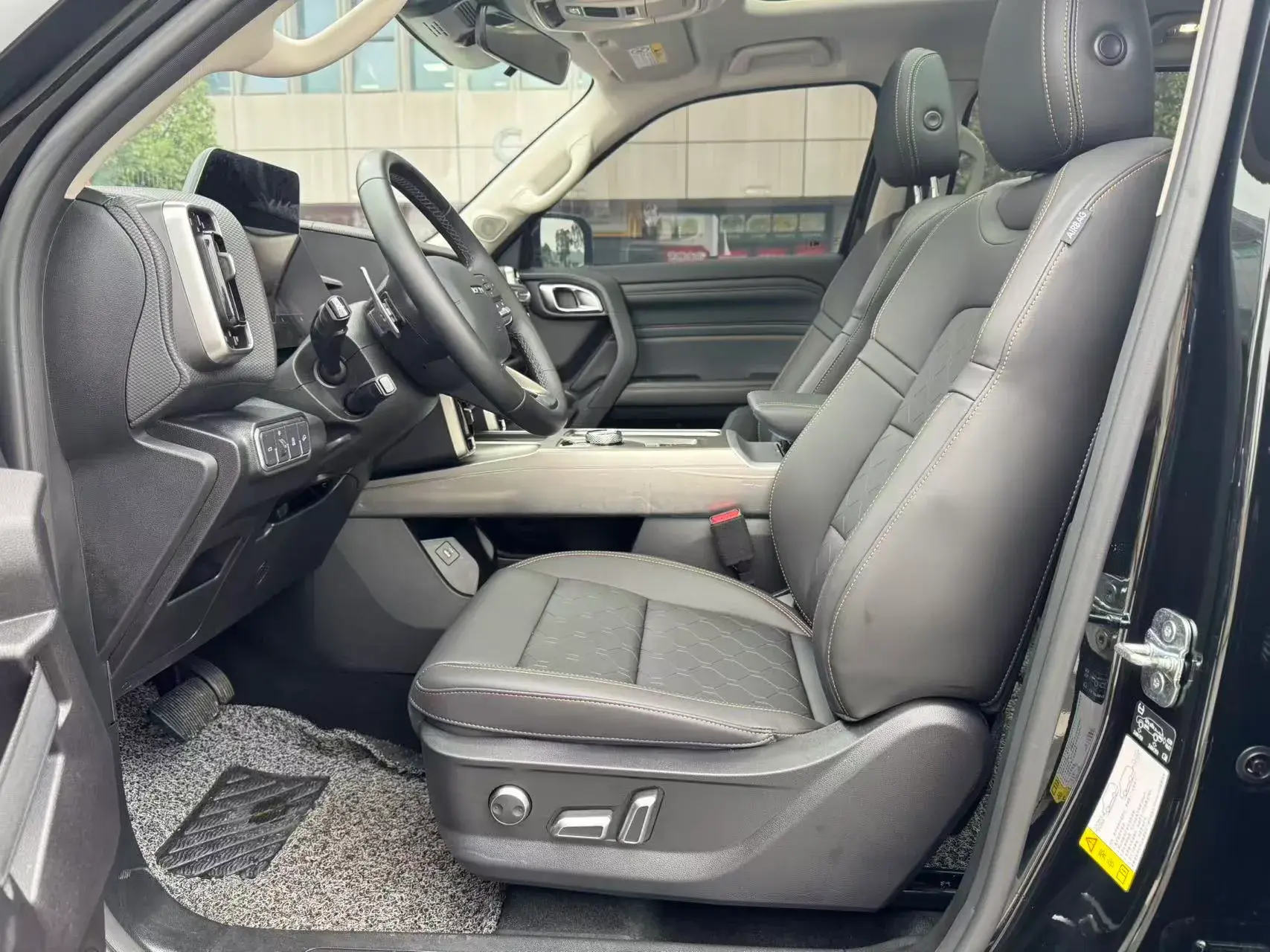 2024 HAVAL DARGO thumbnail 4