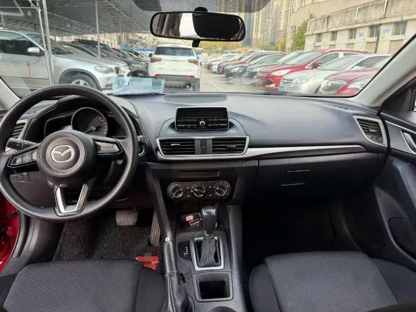 2017 MAZDA 3 thumbnail 4