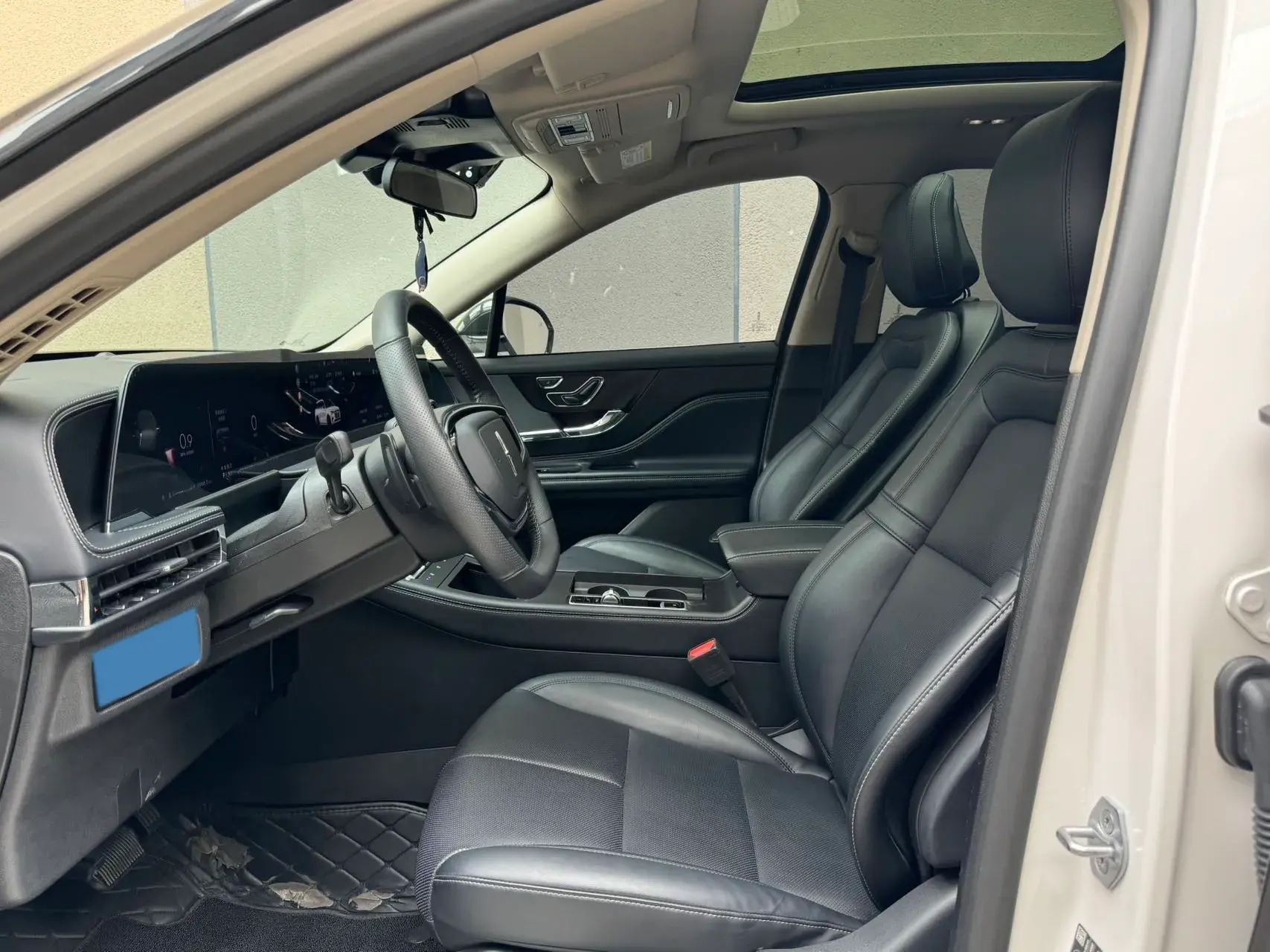 2024 LINCOLN CORSAIR thumbnail 4