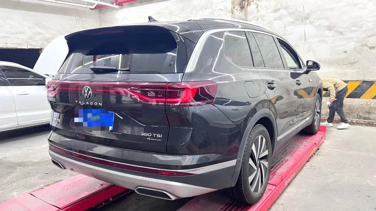 2021 VOLKSWAGEN TALAGON thumbnail 4